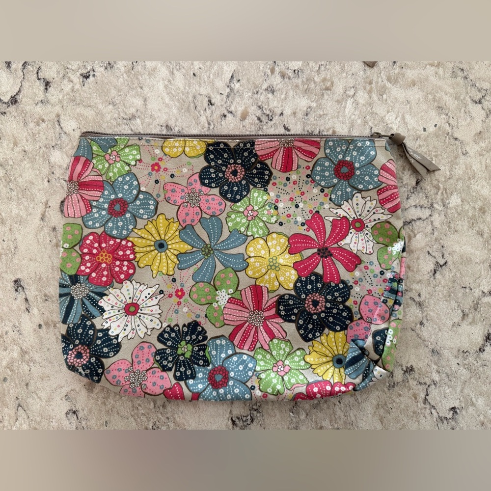 Thirty-One Floral Bag - Picture 2 of 7